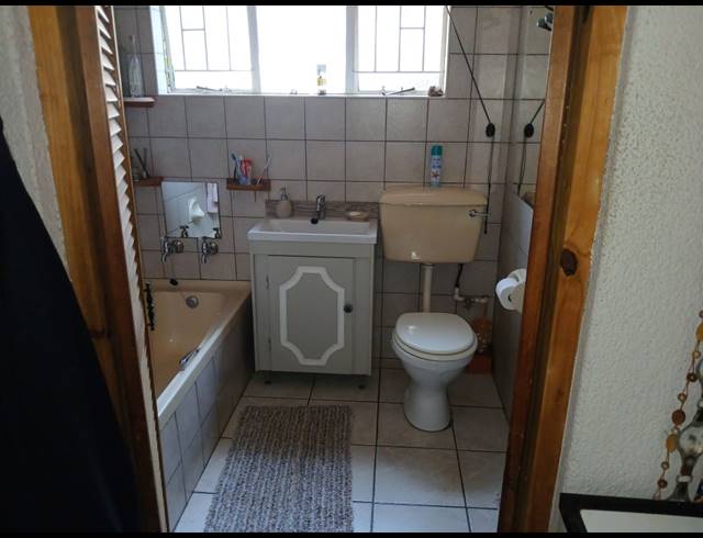 3 BEDROOM HOUSE FOR SALE IN HELIKON PARK